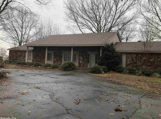 2018 S Benton Ave, Searcy, AR 72143