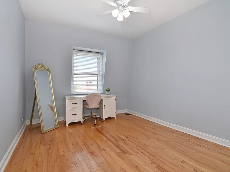 152 Broadway #15 — Photo 22