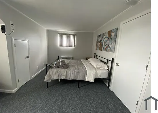 101 Brown Pl #2 — Photo 2