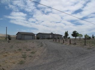 5595 Dayton Ave, Silver Springs, NV 89429