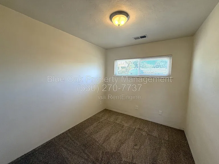 172 Connors Ave — Photo 9