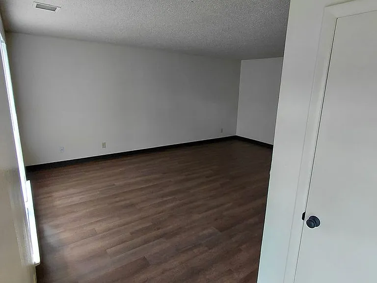 Prairie Sun Apartments — Photo 20