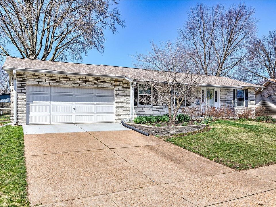 1st image of 2034 Mantilla Dr
