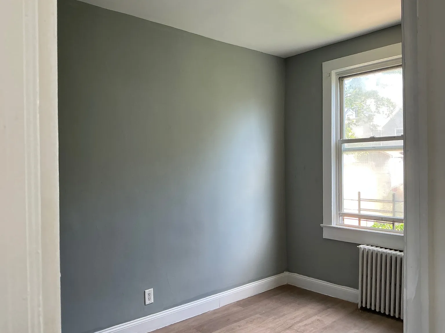 3 bed, 1.0 bath, $3,700 — Photo 3