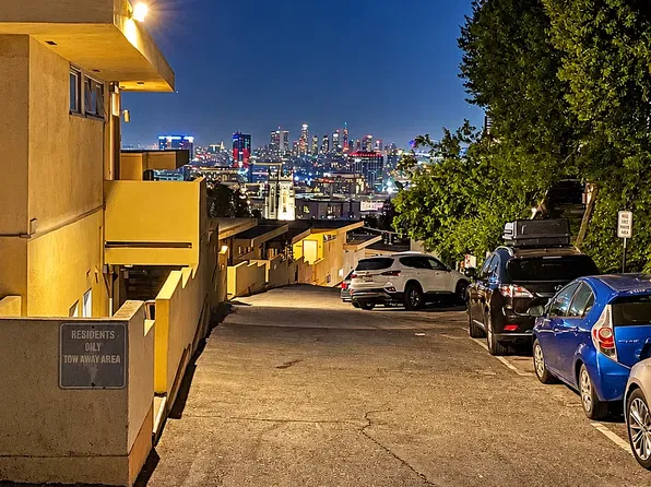 1999 N. Sycamore Ave, 1999 N Sycamore Ave APT 106, Hollywood, CA 90068