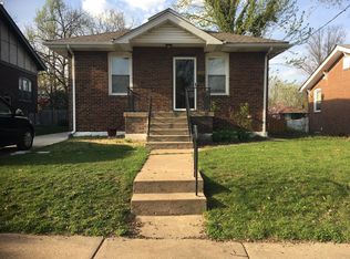 7343 Zephyr Pl, Saint Louis, MO 63143