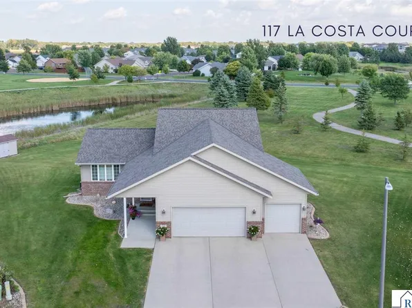 117 La Costa Ct, Mankato, MN 56001