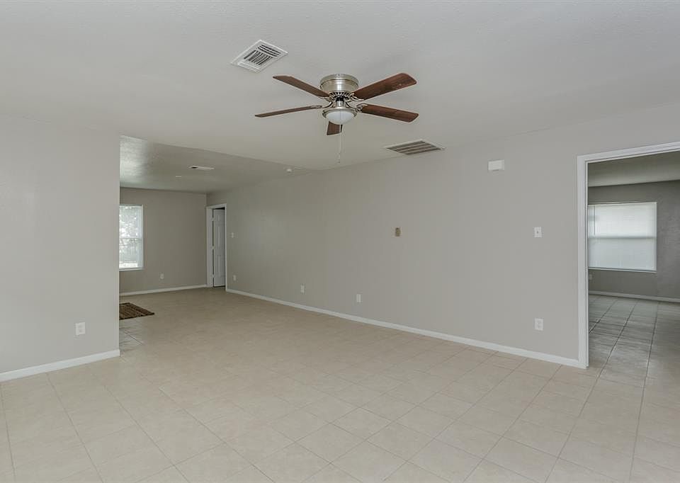 1st image of 5130 Chapman St #6