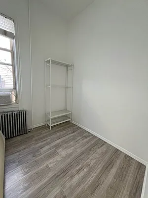 Rented by Apple Realty Group Corp | media 4