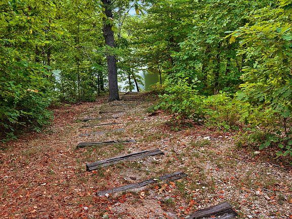 3rd image of 9 Billingsley Ln