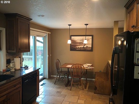 4th image of 9706 NE 83rd Ct