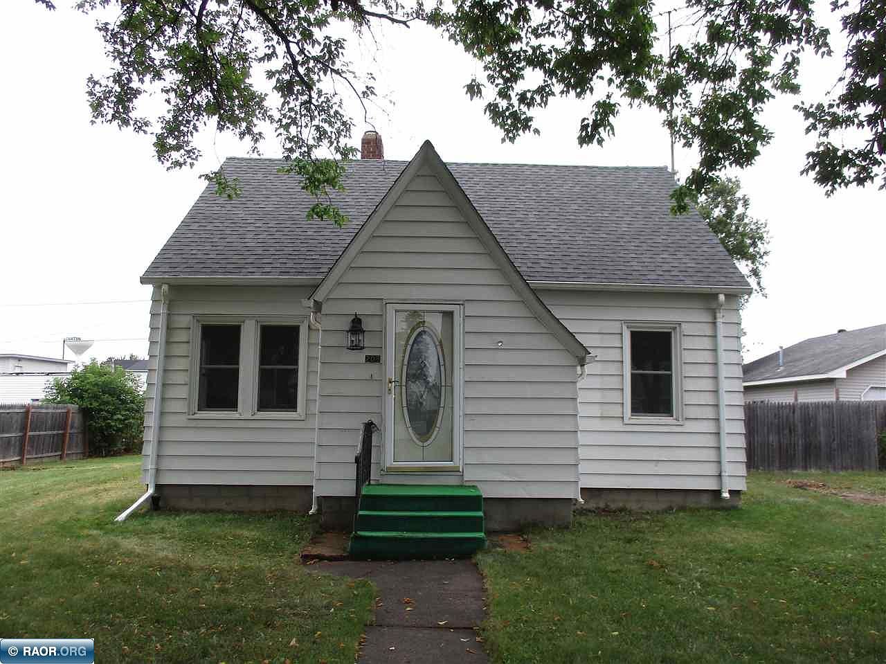 208 E Hibbing Ave, Keewatin, MN 55753 Zillow