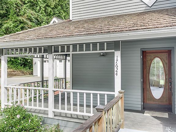 3rd image of 17624 201st Ave NE