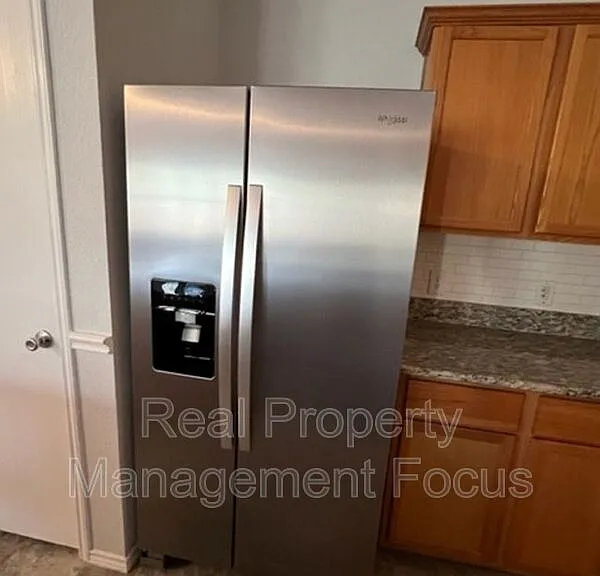 1004 Trickham Dr — Photo 24