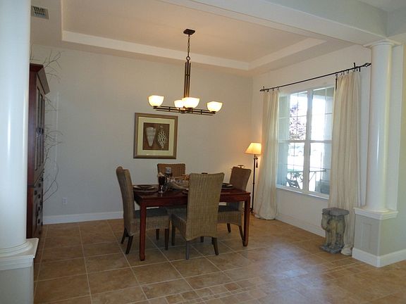 3rd image of 1706 Iroquois Ct
