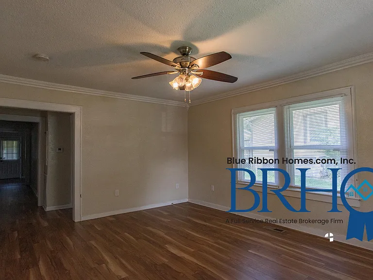 605 Victory St — Photo 13