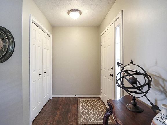 4th image of 10303 N Churchill Dr