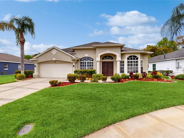 1845 Ridgelake Ct, Zephyrhills, FL 33543