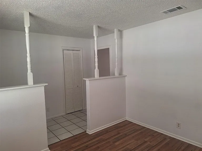 6005 Barry Dr — Photo 6