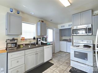 419 N Academy St, Mooresville, NC 28115
