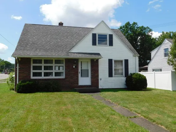 736 Thornton St, Sharon, PA 16146