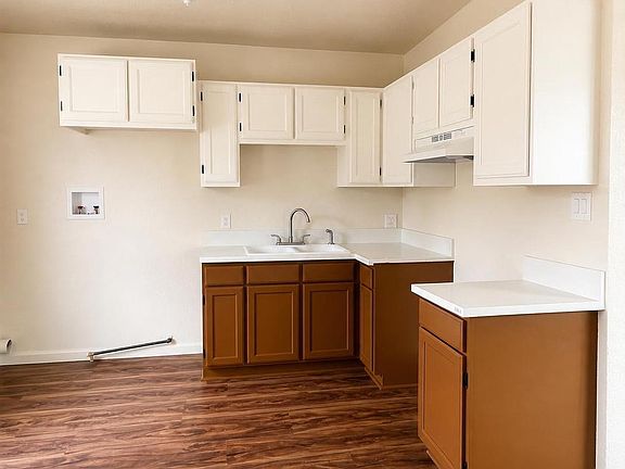 2nd image of 321 W 83rd St
