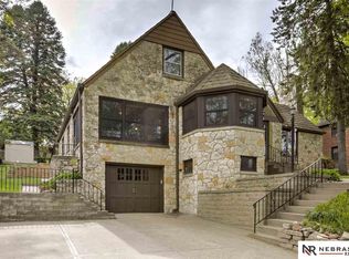 9628 N 29th St, Omaha, NE 68112