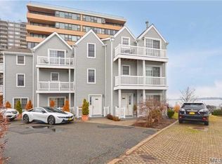 16723 Powells Cove Blvd, Whitestone, NY 11357
