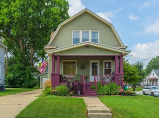 1301 S Main St, Bloomington, IL