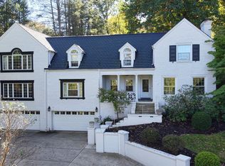 763 Larchmont Rd, Pittsburgh, PA 15243