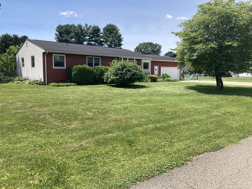 1st image of 361 Meadow Ln