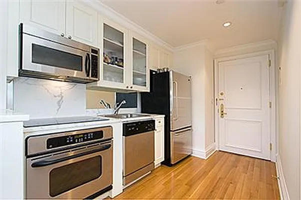 Rented by Markgraf Group Ltd | media 15