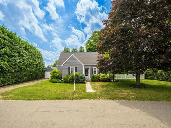 85 Claxton Avenue, Watertown, CT 06795