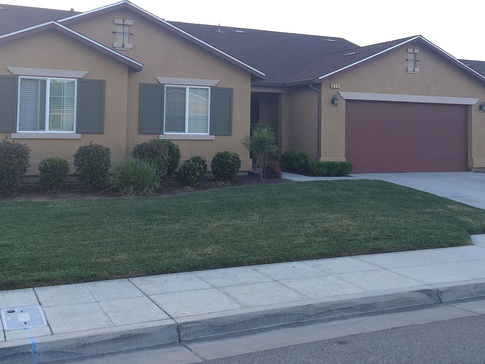 1st image of 372 S Ezie Ave