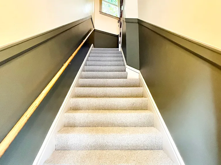 1522 E Olive Way — Photo 14