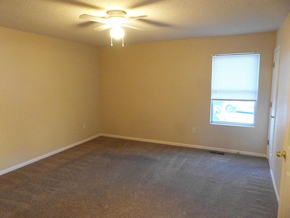 5th image of 5647 N Anita Ave