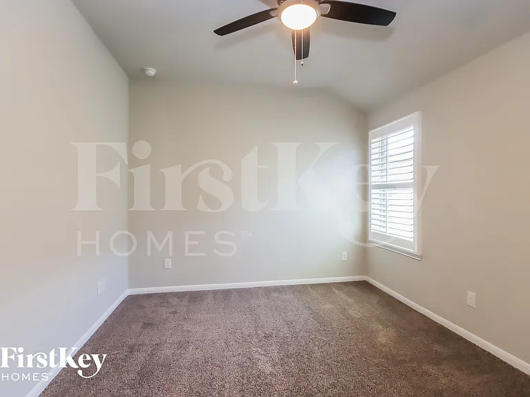 4606 Wildflower Way — Photo 9