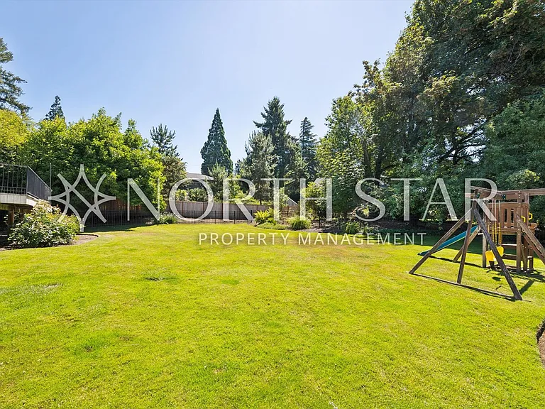 860 Skyland Dr — Photo 31