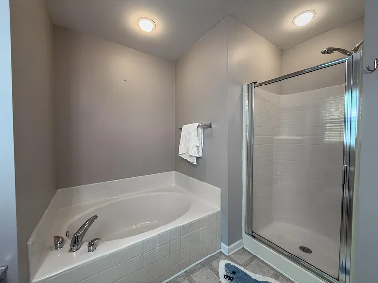 127 Towering Pine Dr — Photo 14