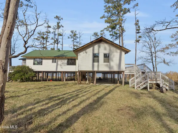 1117 Whealton Point Road, Aurora, NC 27806