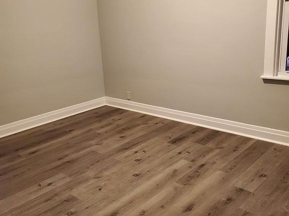 4th image of 1639 N 33rd Ave #2