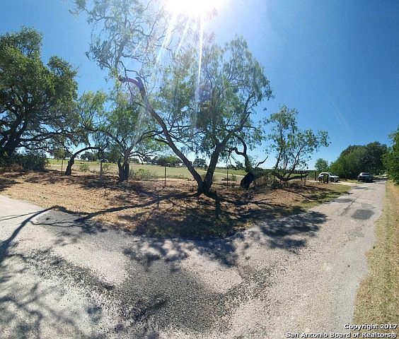 2nd image of 281 County Road 7718