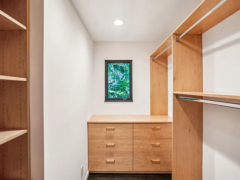 175 E Creek Dr — Photo 23