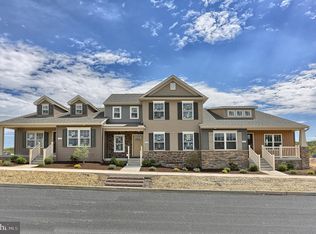 405 White Dr, Harrisburg, PA 17111