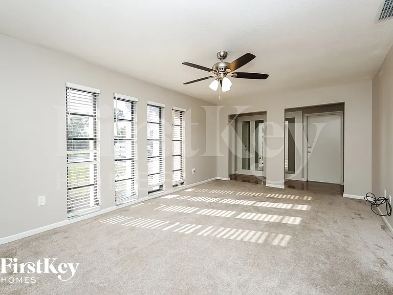 2144 Pellam Blvd — Photo 7