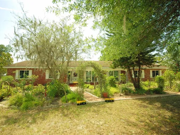 934 Jerry Smith Rd, Dover, FL 33527