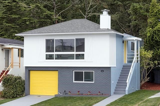 1st image of 229 Catalina Ave