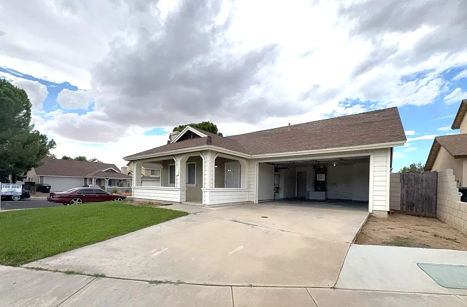 13654 Opal Cir