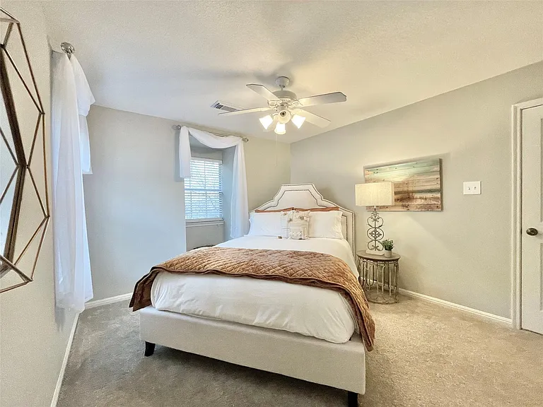 46 Flickering Sun Ct — Photo 39