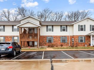 1269 Cliffridge Ln, Valley Park, MO 63088